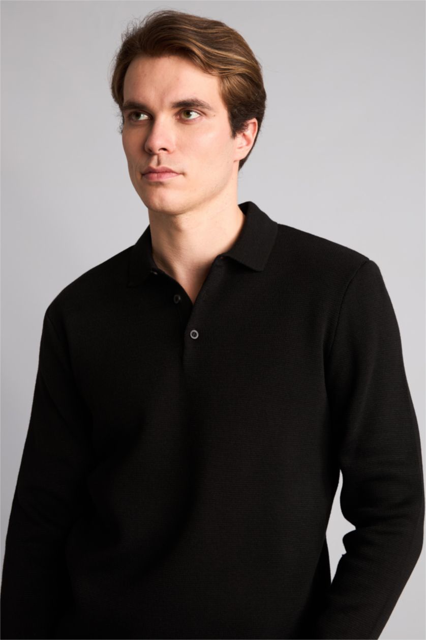 Men Black Standard Fit Knitwear Pullover
