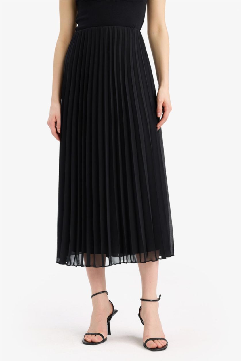 Kadın Siyah A Kesim Midi Etek