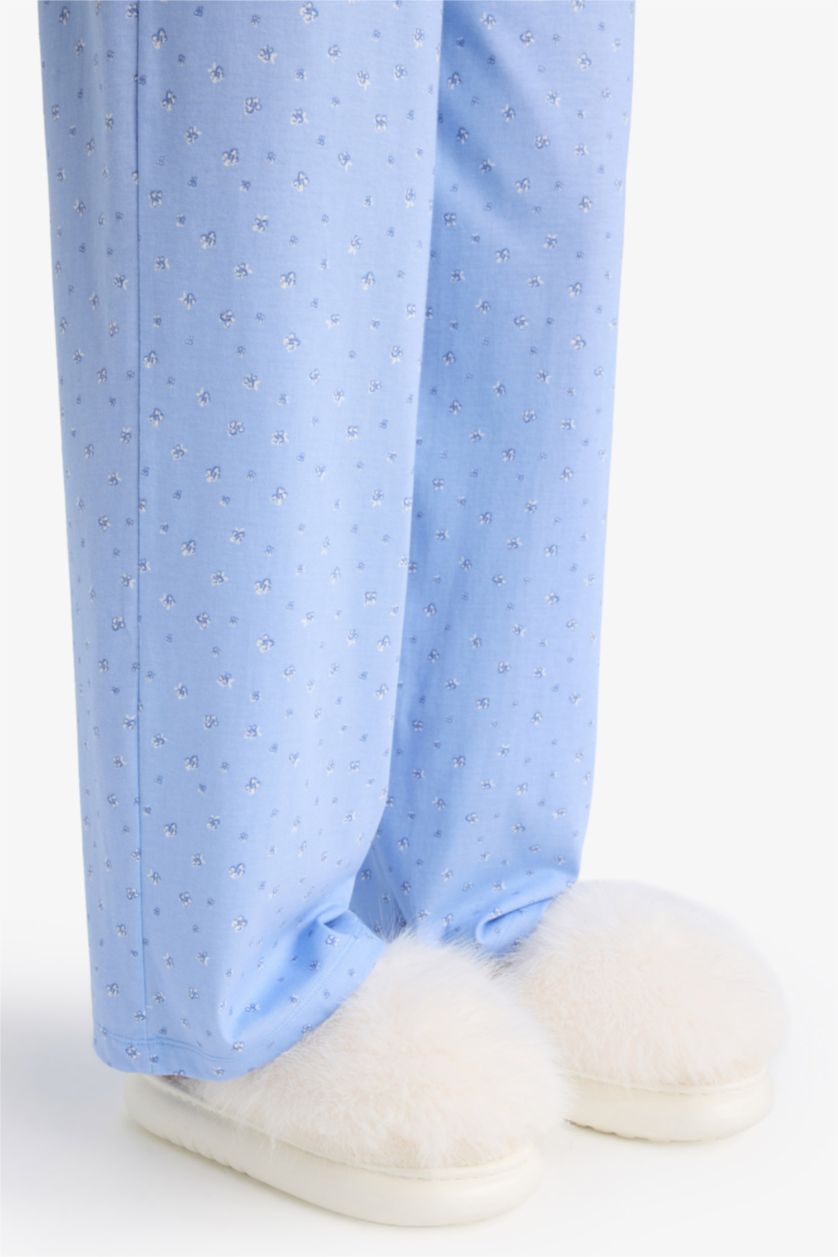 WOMAN White Woman Flat Sole Home Slippers