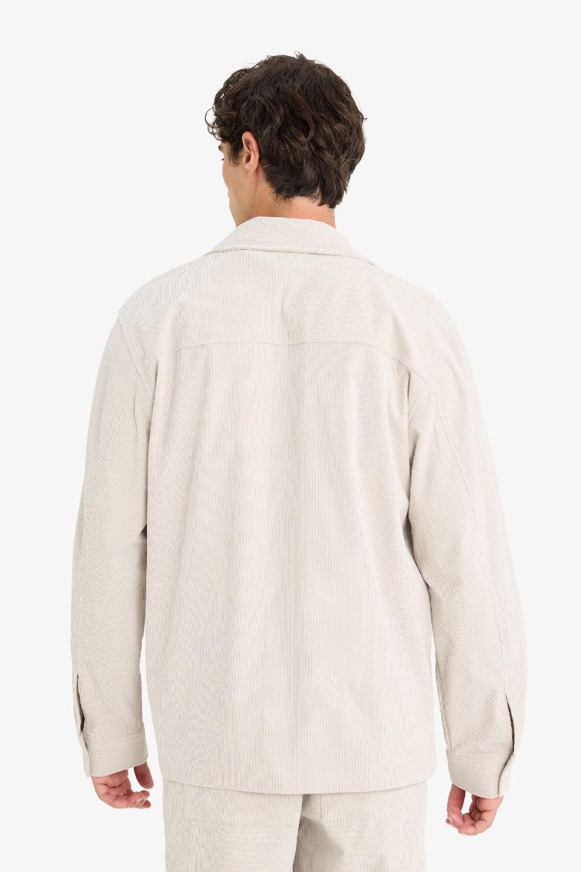 رجال اللون الحجري قميص مخمل قطيفة ردن طويل وقصة عادية مضلع