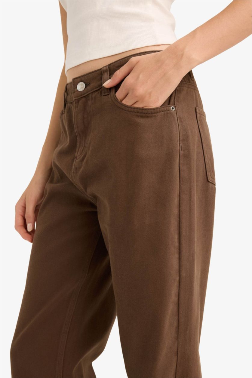 Женщины Коричневый Габардиновые брюки Straight Fit с нормальной талией и стандартной длиной