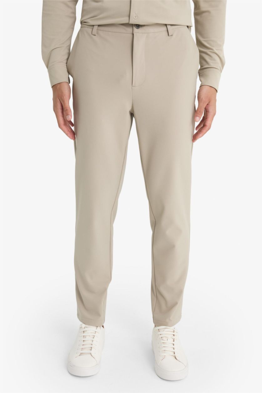 Мужчины Слоновая кость Зауженные брюки стандартного кроя