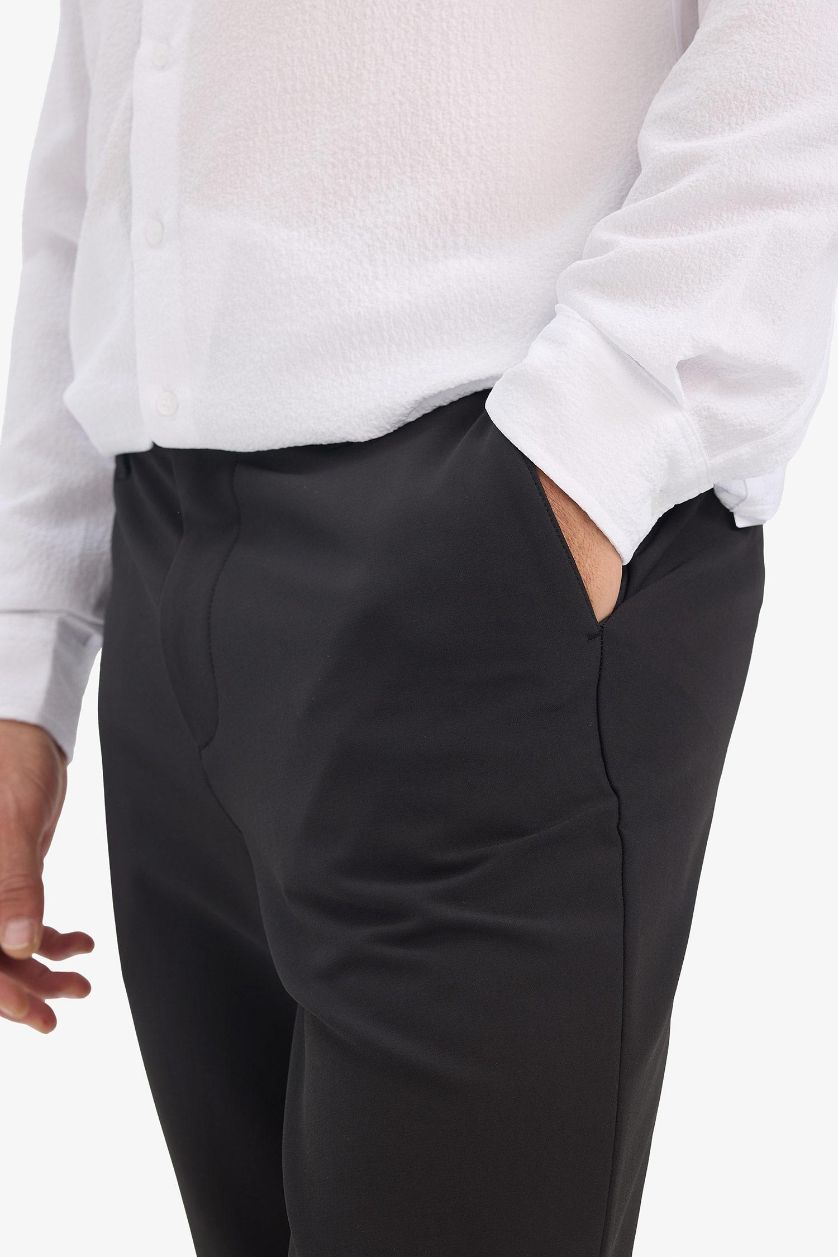 Erkek Siyah Jogger Fıt Kısa Paça Pantolon