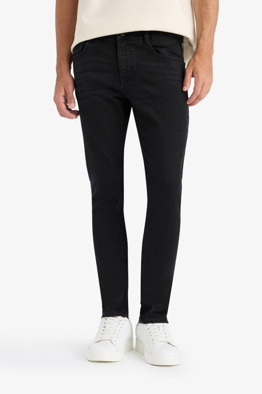 MAN Black Carlo Skinny Fit Regular Waist Skinny Leg Jeans