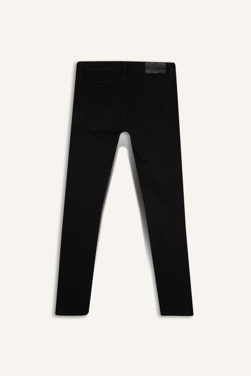 MAN Black Carlo Skinny Fit Regular Waist Skinny Leg Jeans