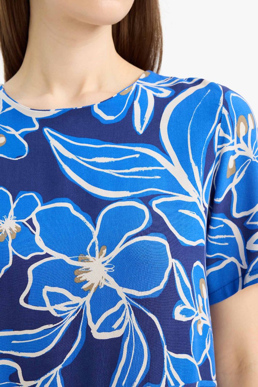 Kadın Lacivert Bisiklet Yaka Çiçek Desenli Kısa Kollu Mini Yazlık Elbise