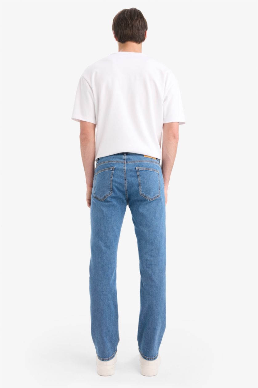 Мужчины Светло-синий Джинсы регулярной посадки с прямыми штанинами