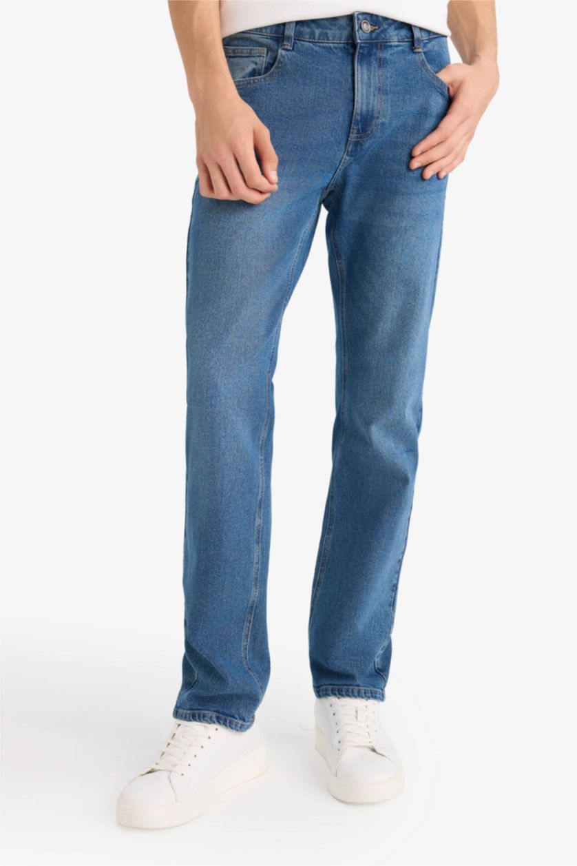MAN Blue Sergio Regular Fit Regular Waist Straight Leg Jeans