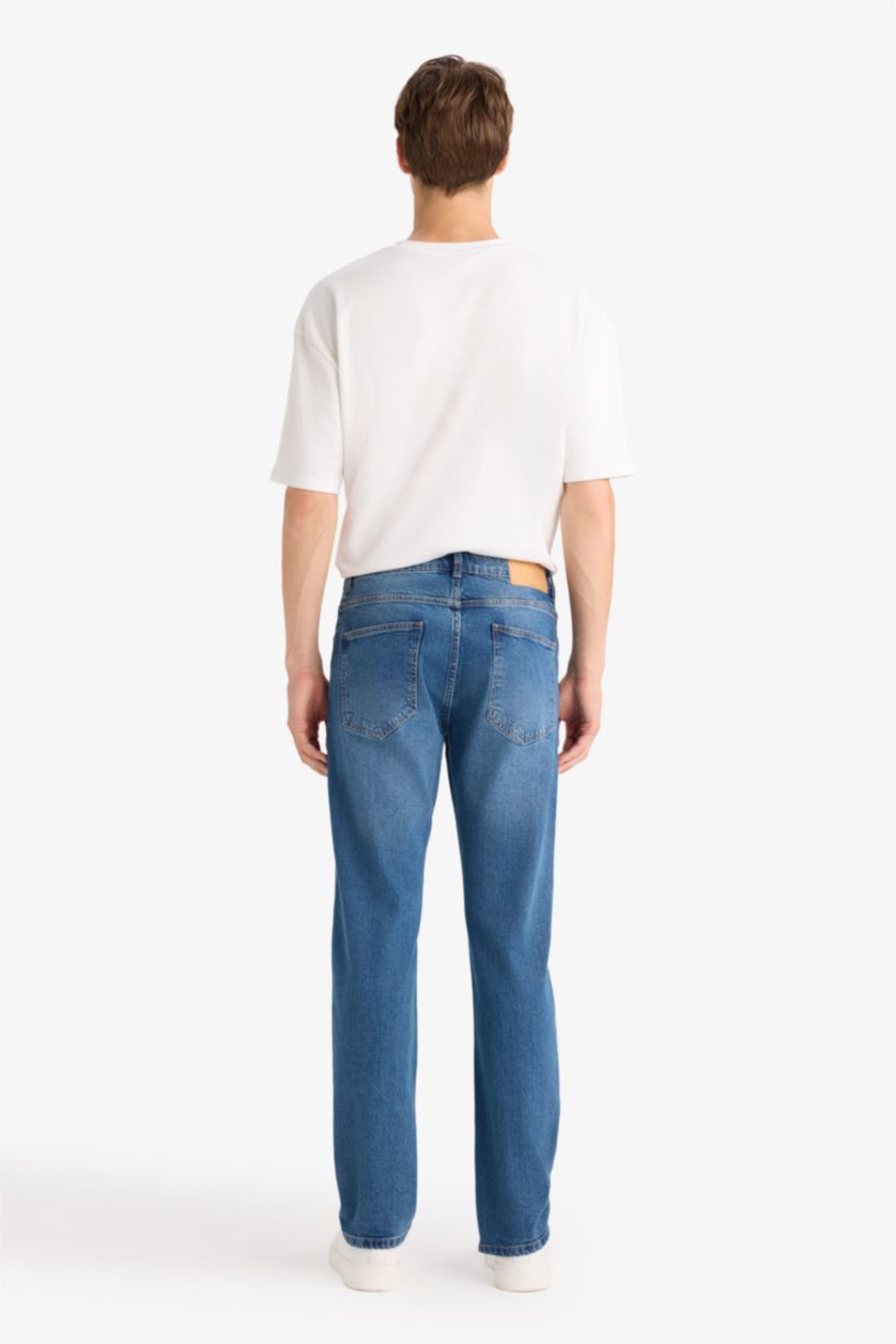 MAN Blue Sergio Regular Fit Regular Waist Straight Leg Jeans