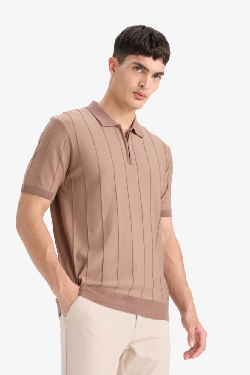 Man Brown Standard Fit Knit Short Sleeve Polo T-Shirt