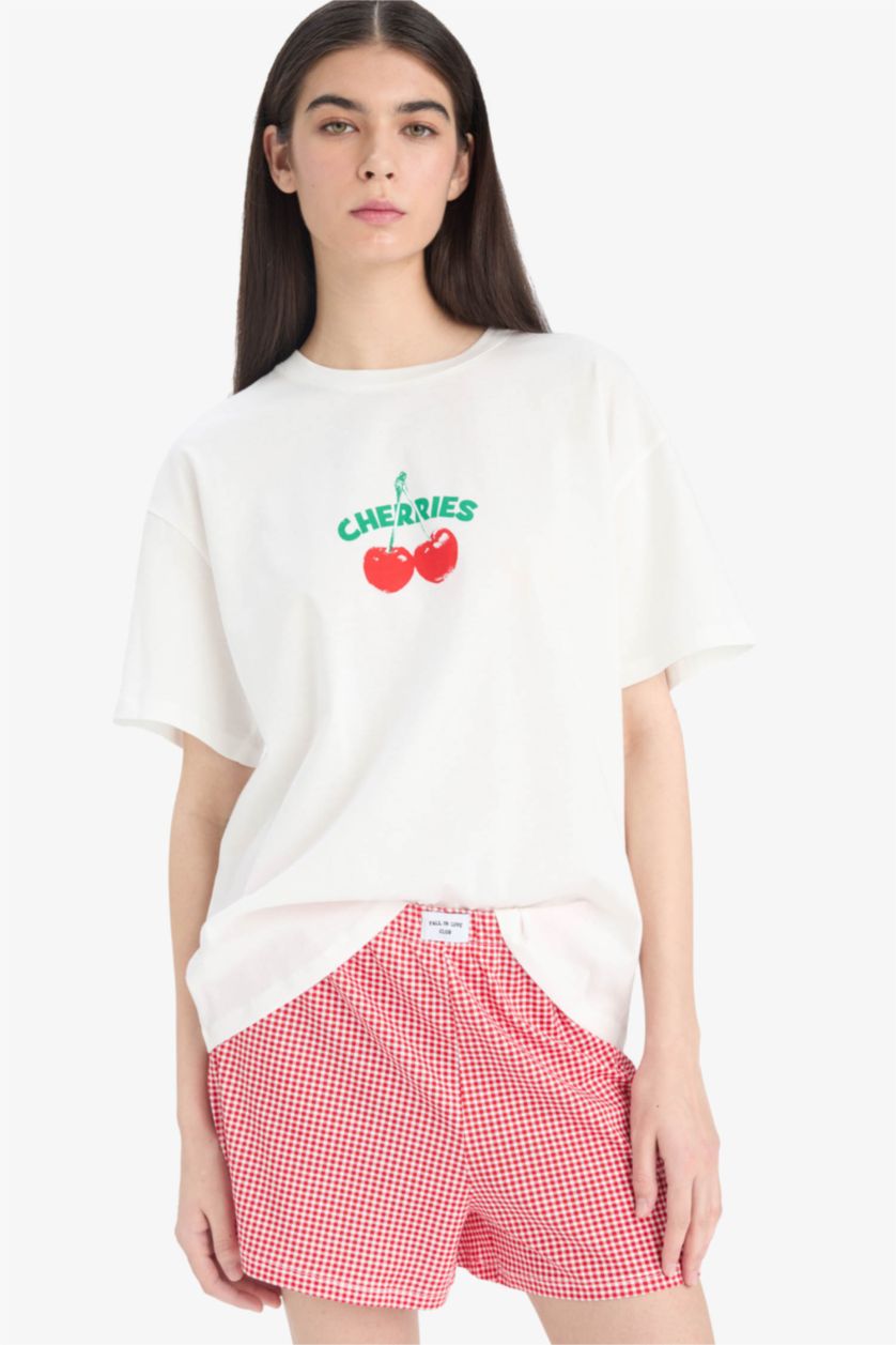 Woman Red Fall in Love Regular Fit Top Shorts 2 Piece Pajama Set