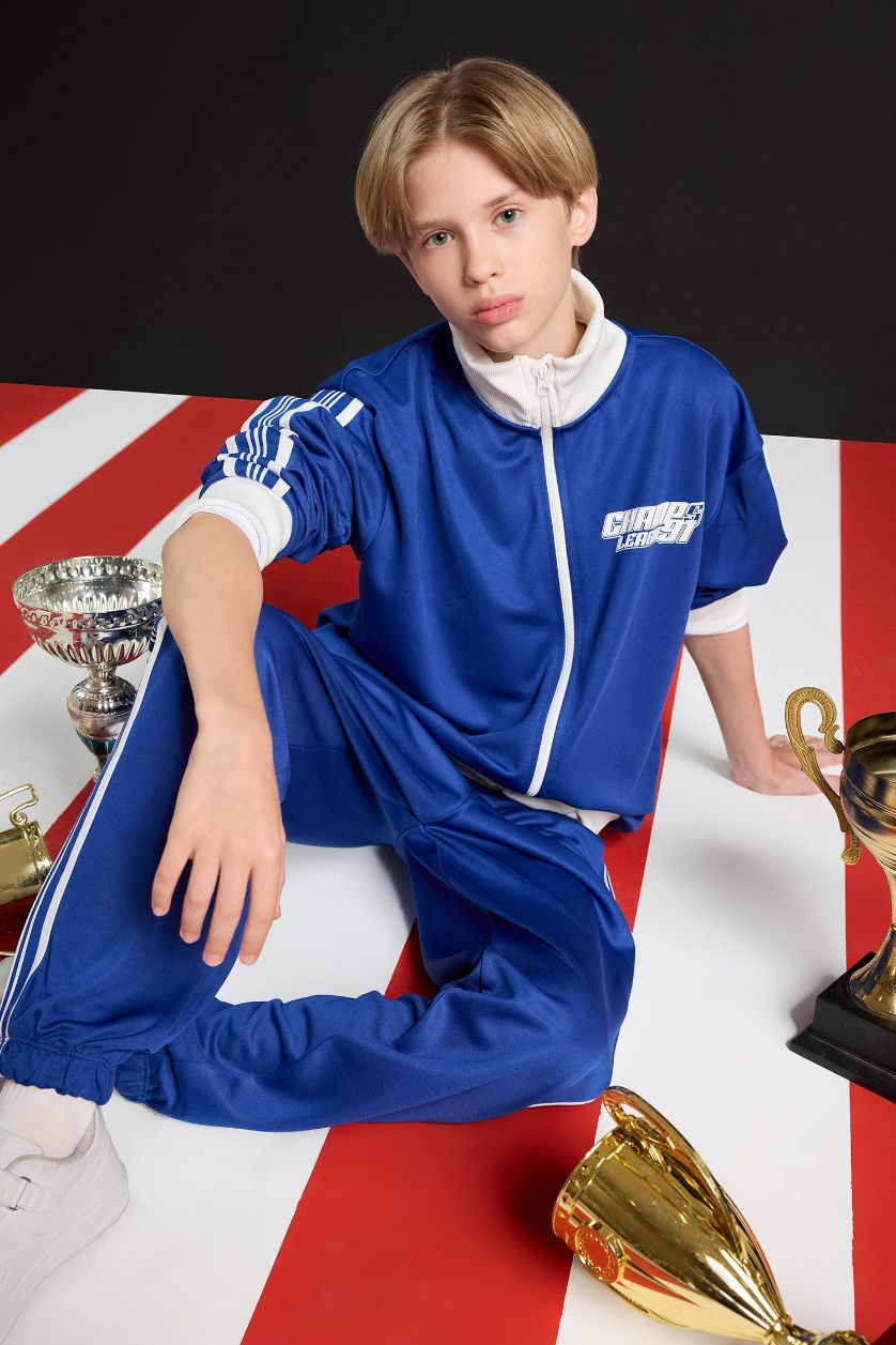 Boys & Teens Sax Boy Printed Zip-Up Sweatshirt