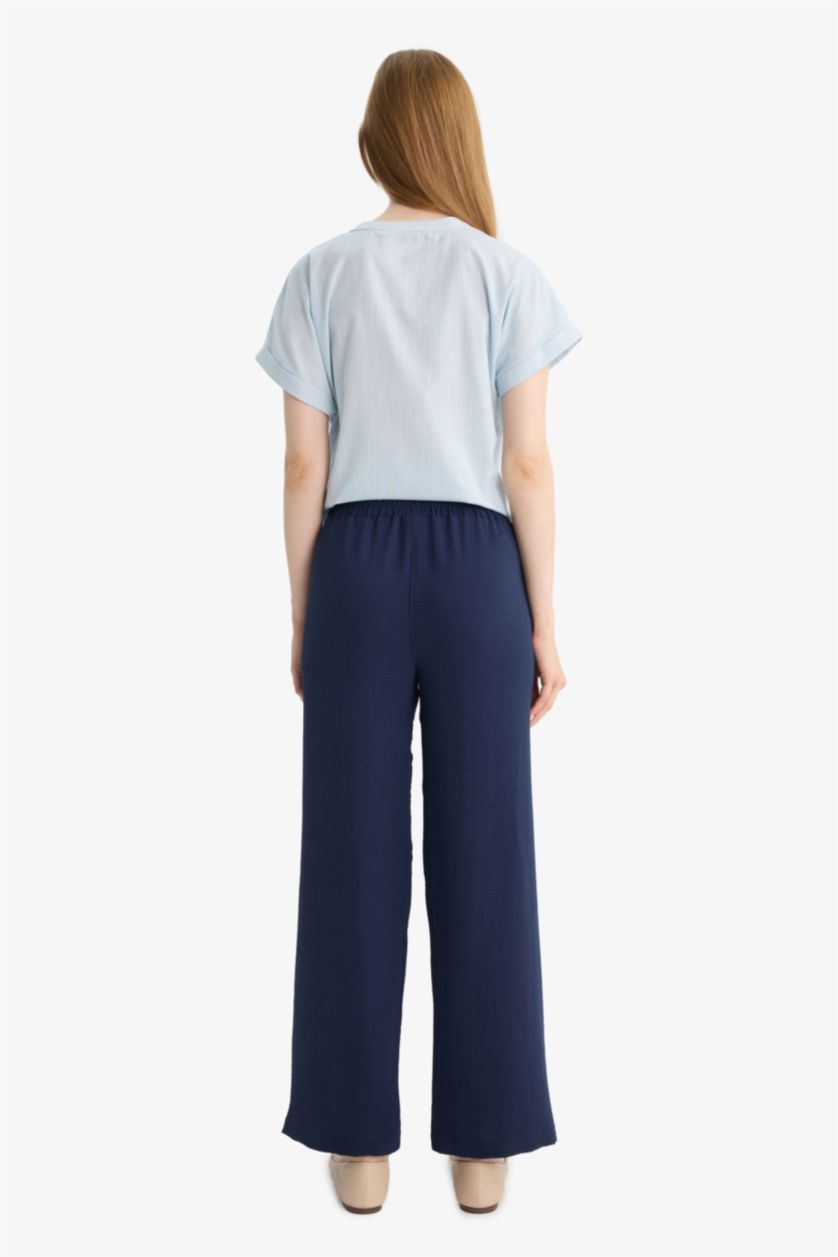 حريمي كحلي بنطلون ايروبين قصة عادية برجل عادية