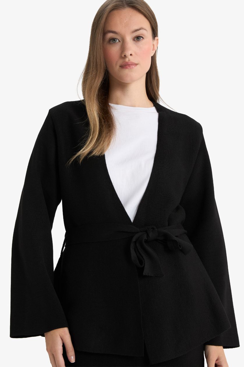 FEMME Noir Cardigan tricot à col en V Coupe ajustée