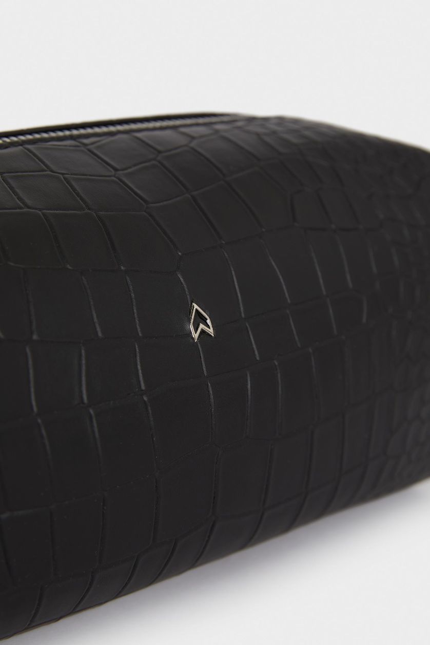 Erkek Siyah AtolyeWolf x DeFacto Erkek Kroko Desenli Suni Deri El Çantası