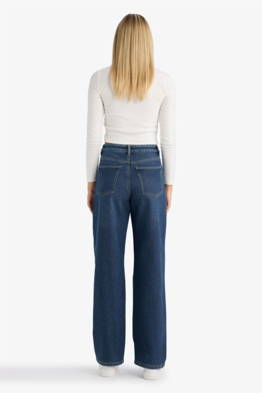 حريمي أزرق غامق بنطلون جينز قصة مريحة برجل عادية وخصر عالي