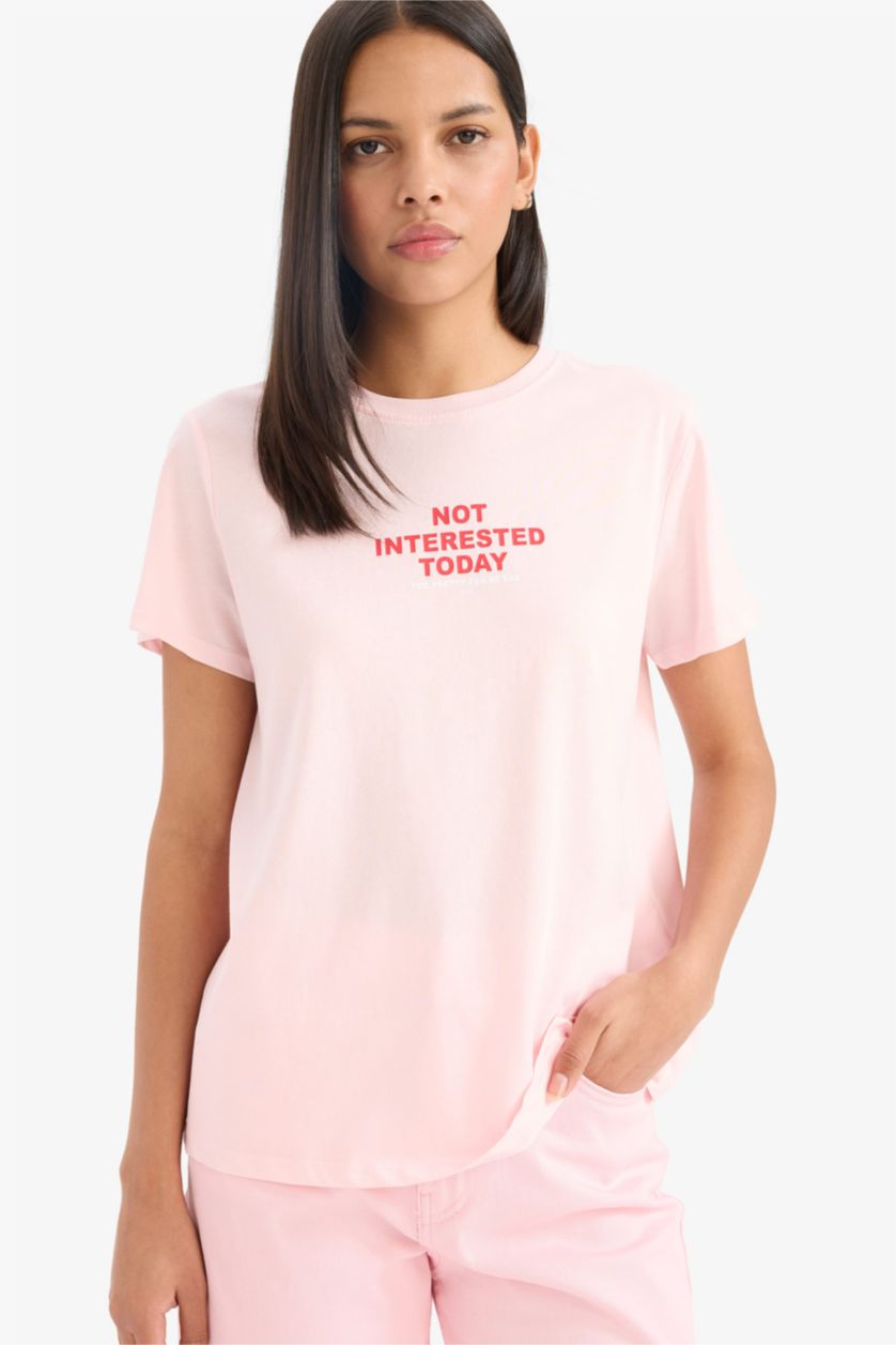 Kadın Açık Pembe %100 Pamuk Relax Fıt Baskılı Penye Tişört