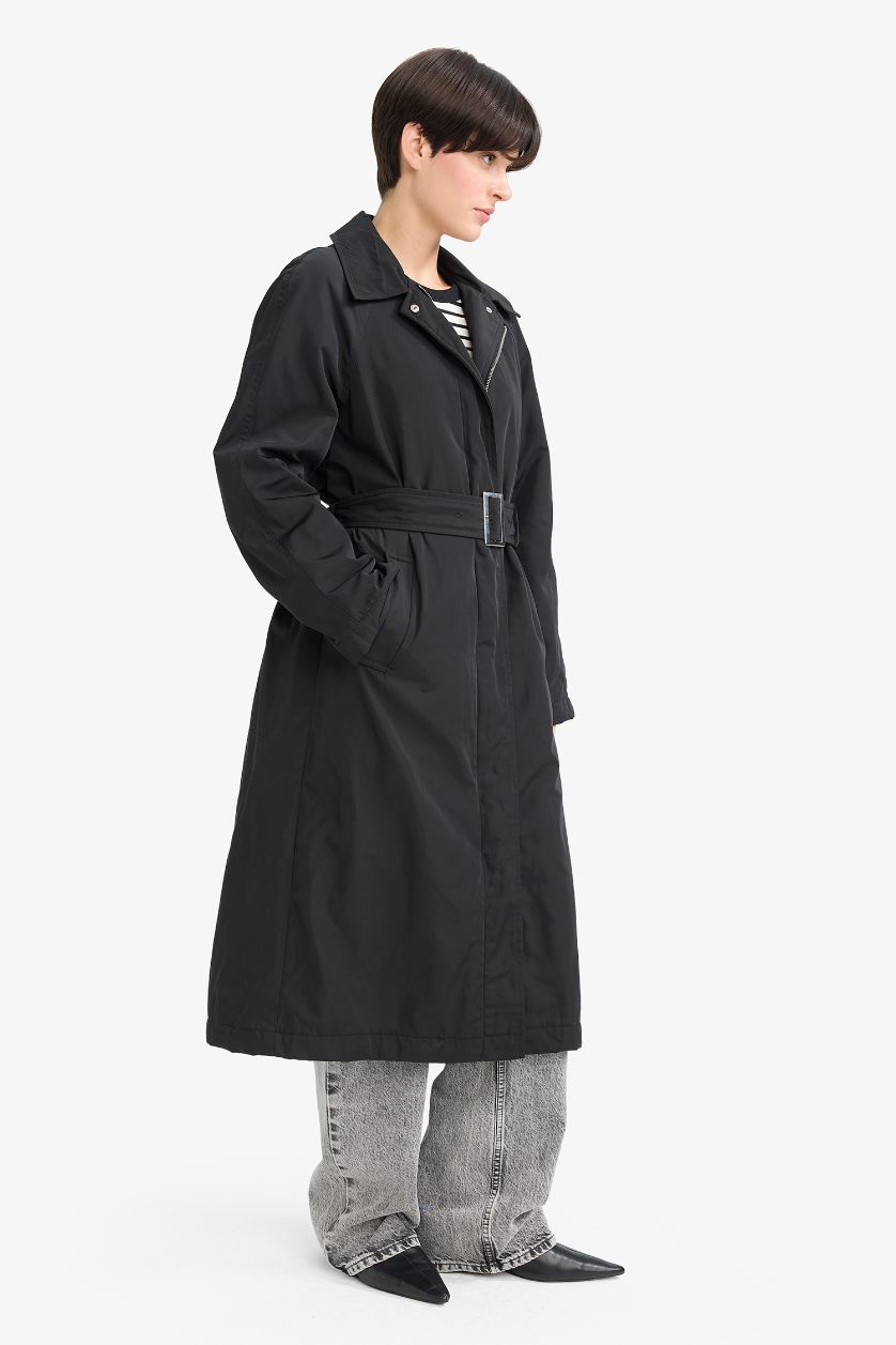 Woman Black Regular Fit Trenchcoat