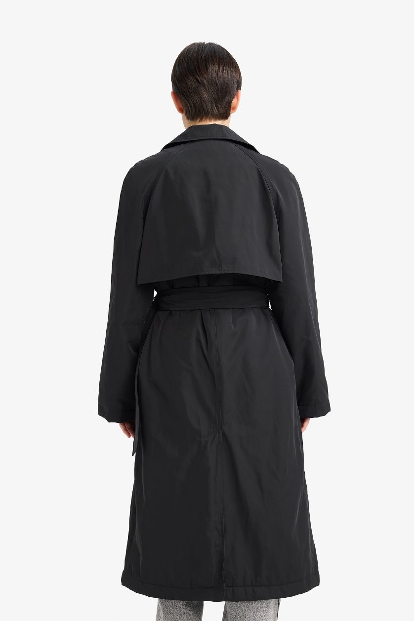 Woman Black Regular Fit Trenchcoat