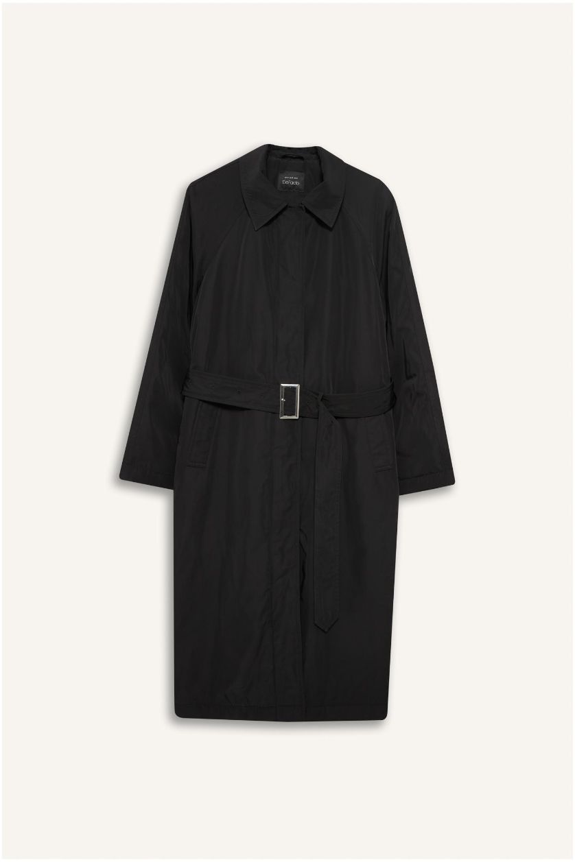 Woman Black Regular Fit Trenchcoat