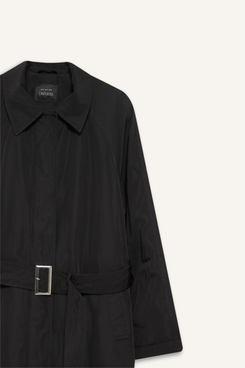 Woman Black Regular Fit Trenchcoat