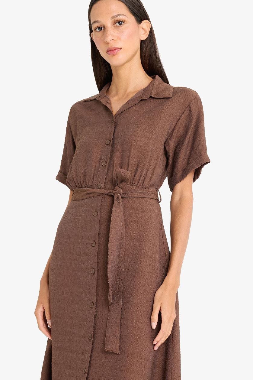 Kadın Kahve Gömlek Yaka Kuşaklı Kısa Kollu Midi Yazlık Elbise