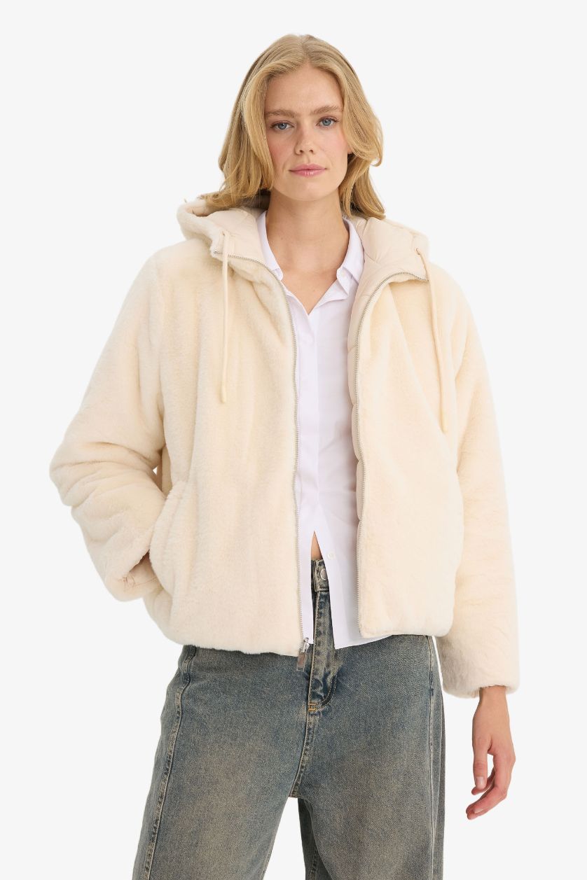 Kadın Kum Su Geçirmez Regular Fıt Kapüşonlu Suni Kürk Astarlı Mont