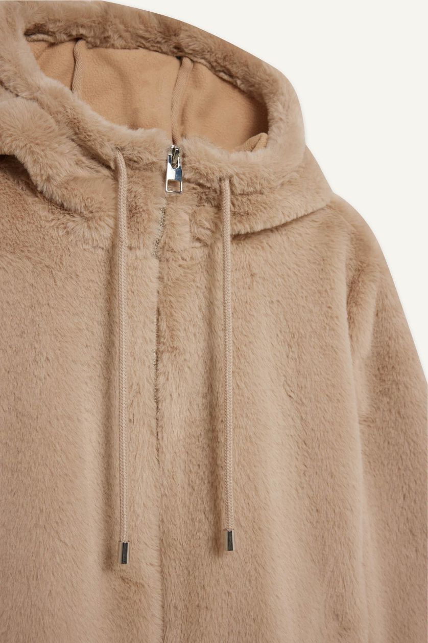 Kadın Bej Regular Fit Polar Astarlı Kapüşonlu Fermuarlı Suni Kürk 