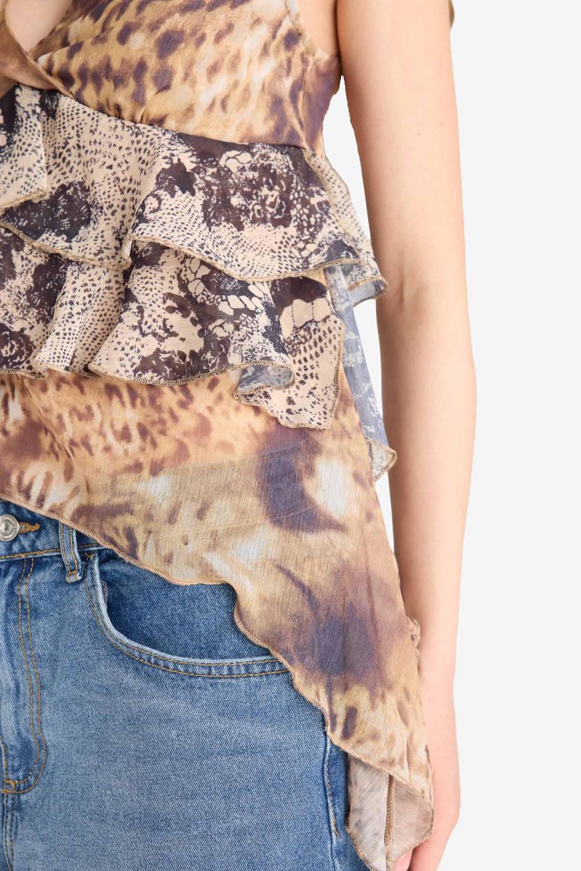 Kadın Kahve Regular Fit V Yaka Leopar Desenli Kolsuz Bluz