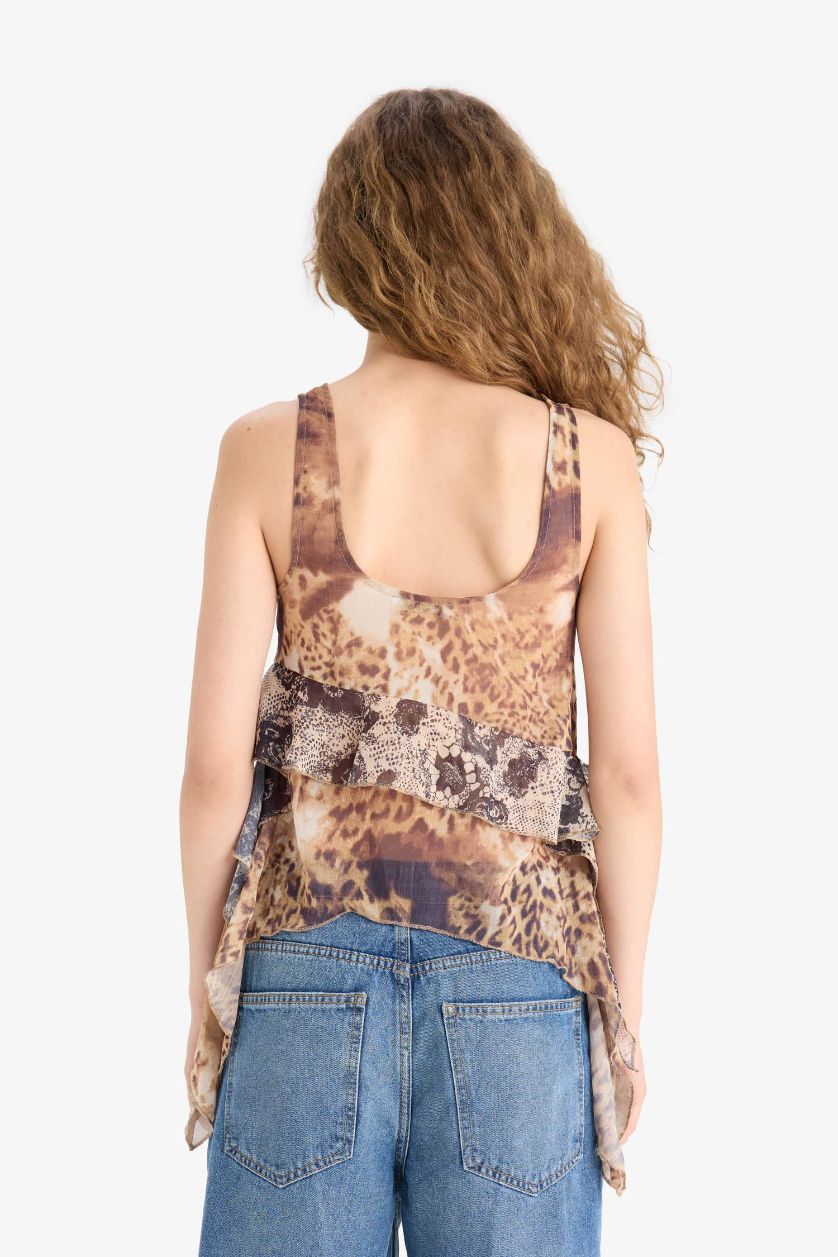 Kadın Kahve Regular Fit V Yaka Leopar Desenli Kolsuz Bluz