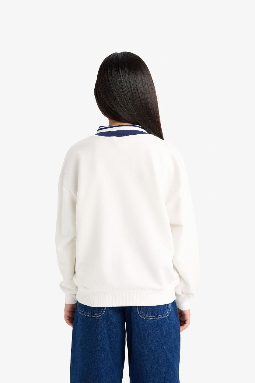 بنات بيج فاتح سويت شيرت بنات اوفر سايز قصة مريحة برقبة بولو