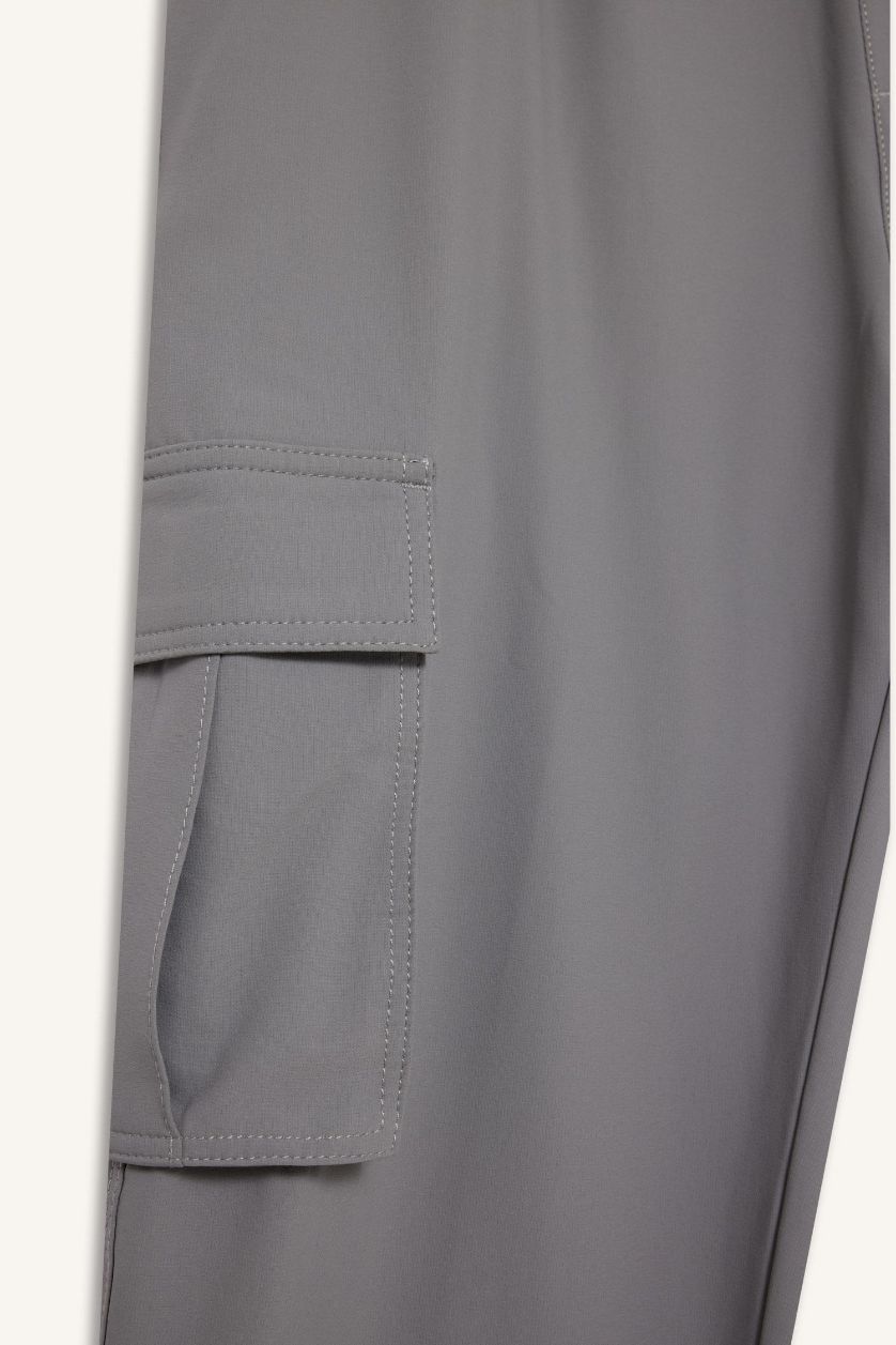 Erkek Gri Standart Fit Kargo Cepli Standart Paça Dokuma Sporcu Jogger