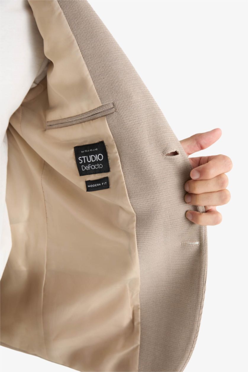 Man Beige Modern Fit Buttoned Blazer