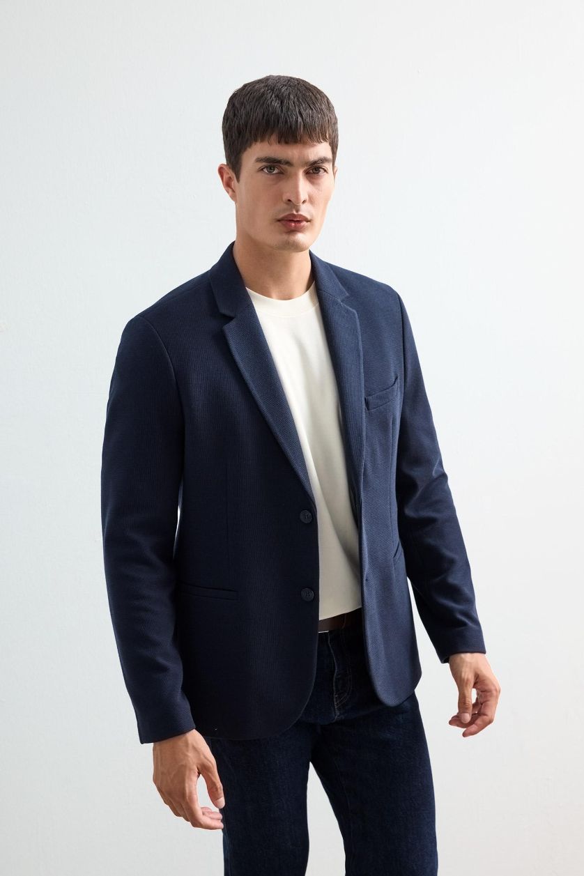 MAN NAVY Modern Fit Buttoned Blazer
