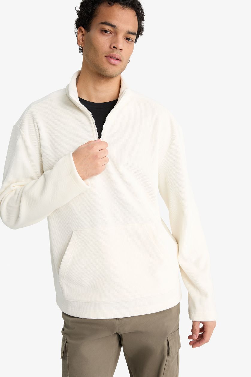 Erkek Ekru Yumuşak Tuşe Kadife Sweatshirt