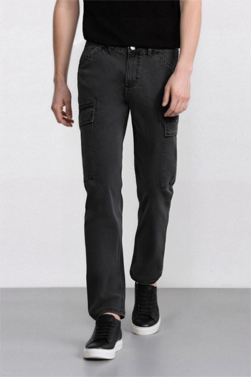 Erkek Antrasit %100 Pamuk Relax Fit Rahat Kesim Düz Paça Kargo Cepli Jean Pantolon