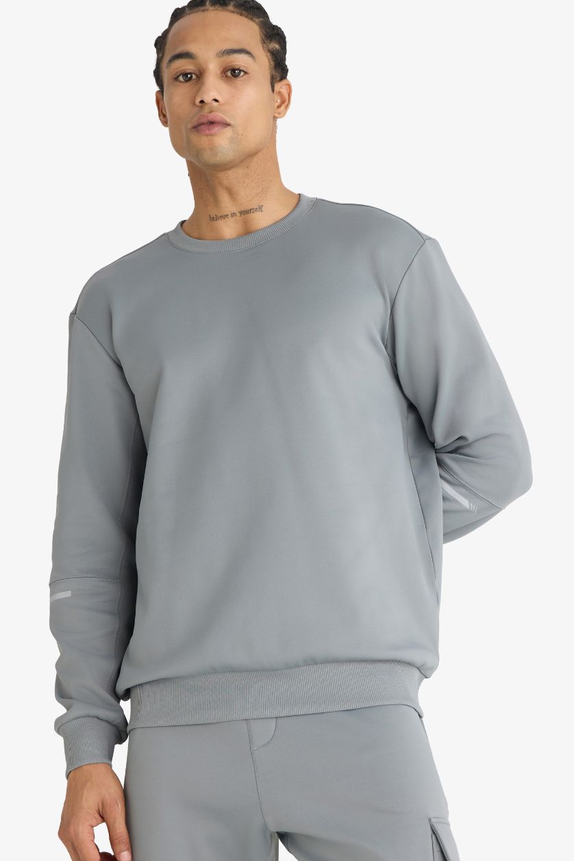 Erkek Gri Standart Fit Bisiklet Yaka Sporcu Sweatshirt