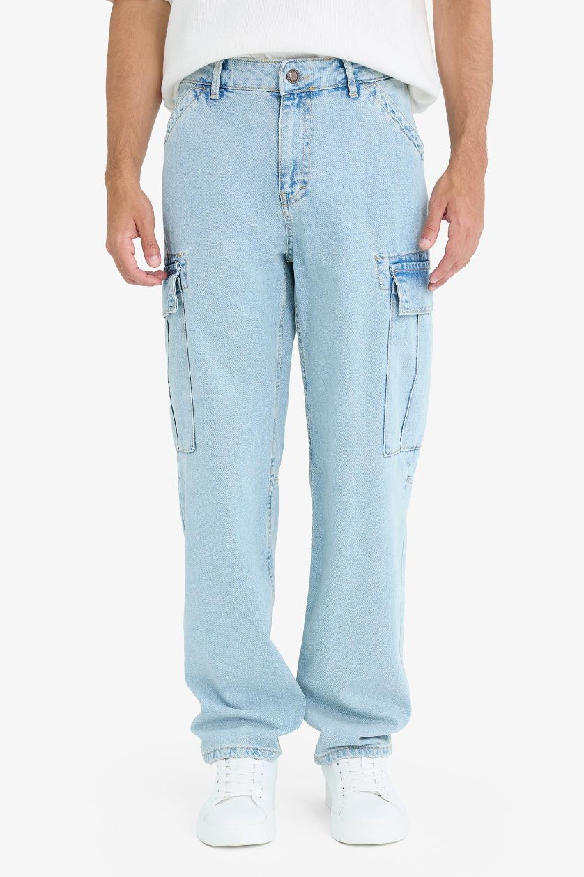Erkek Açık Mavi %100 Pamuk Relax Fit Rahat Kesim Düz Paça Kargo Cepli Jean Yıkamalı Pantolon