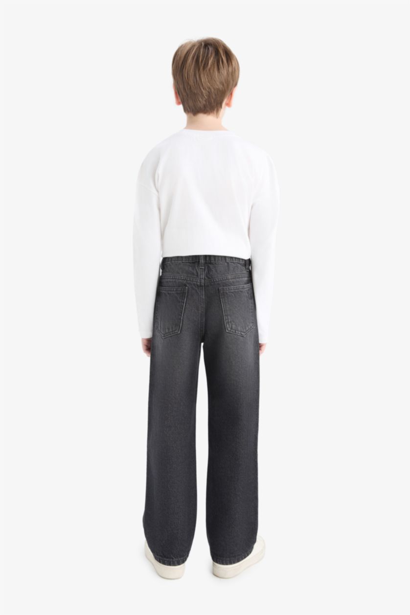 أولاد أسود بنطرون جينز أولادي وايد ليج برجل عادي