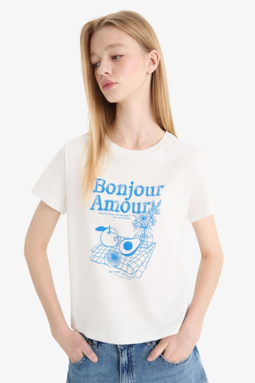 Kadın Kırık Beyaz %100 Pamuk Regular Fıt Baskılı Tişört