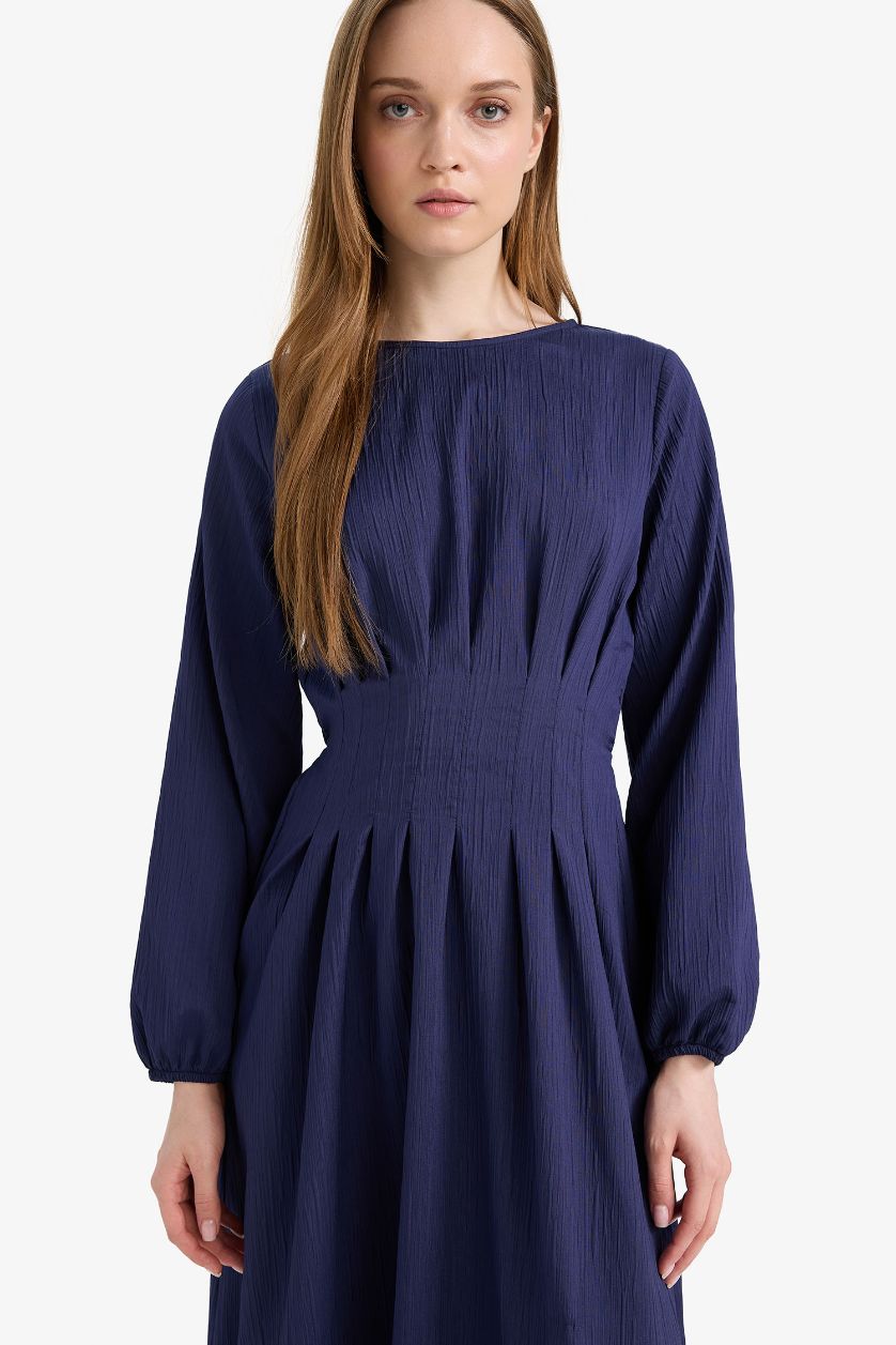 Woman NAVY Regular Fit Crew Neck Long Sleeve Maxi Dress