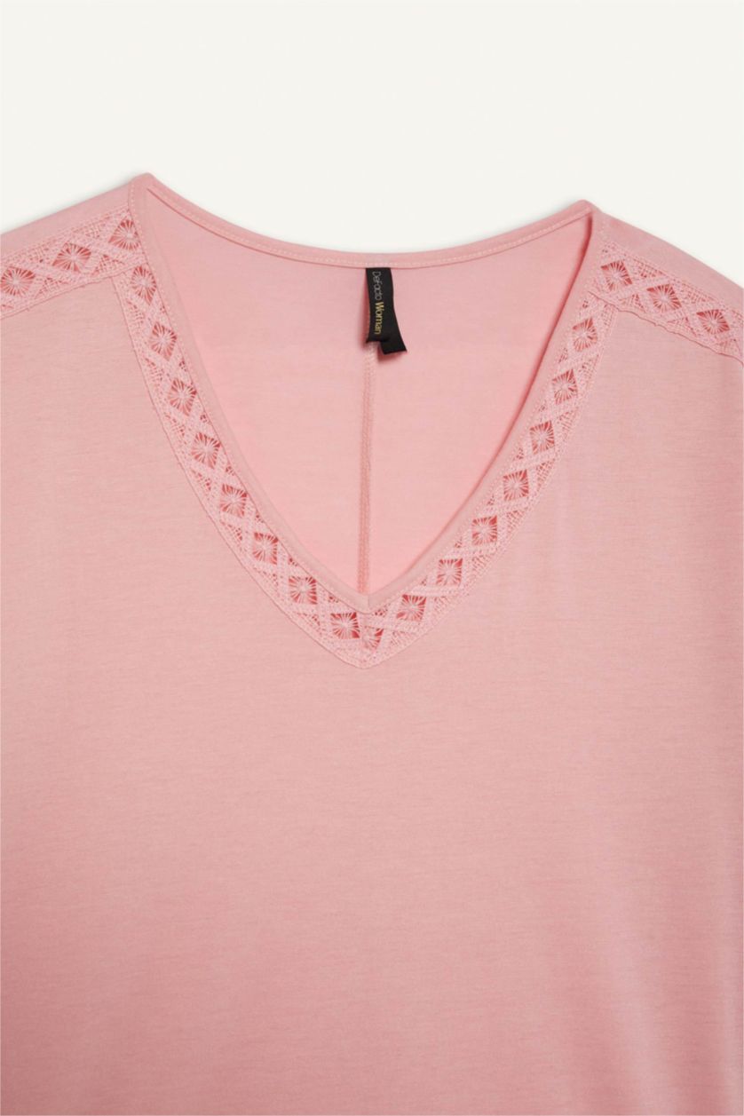 Kadın Pembe V Yaka Kısa Kollu Tişört