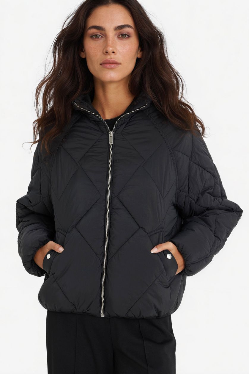 Woman Black Waterproof Regular Fit Puffer Jacket