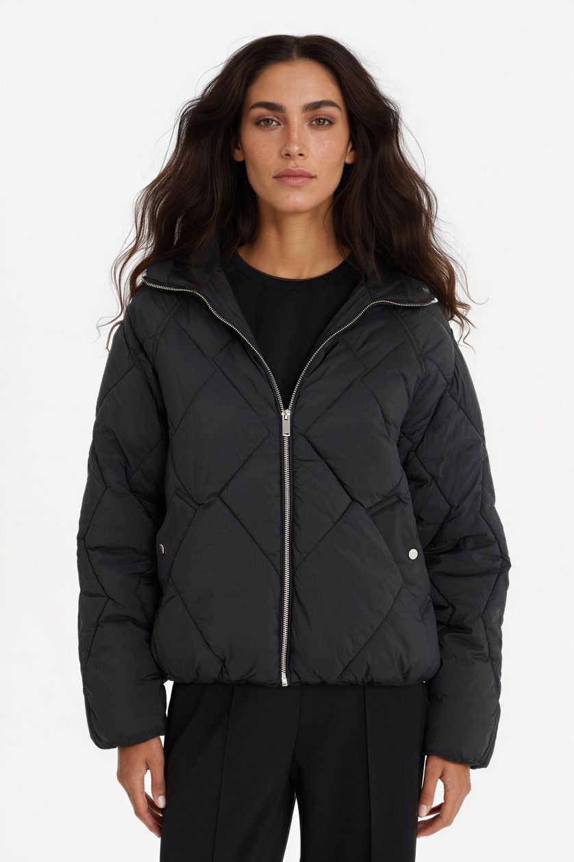 Woman Black Waterproof Regular Fit Puffer Jacket