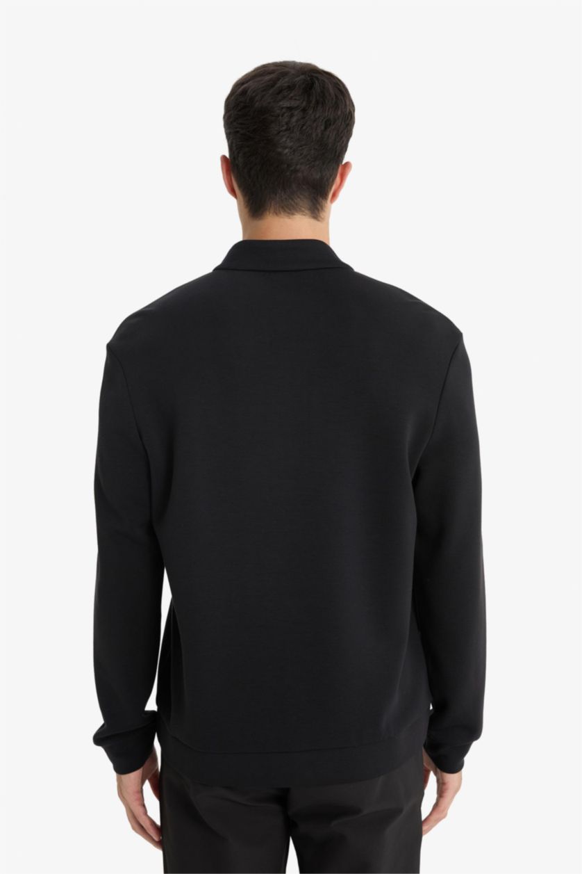 Man Black Regular Fit Long Sleeve Zippered High Neck Sweatshirt