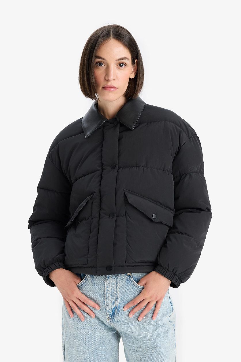 حريمي أسود جاكيت بامب قصة عادية بياقة بولو وتر بروف