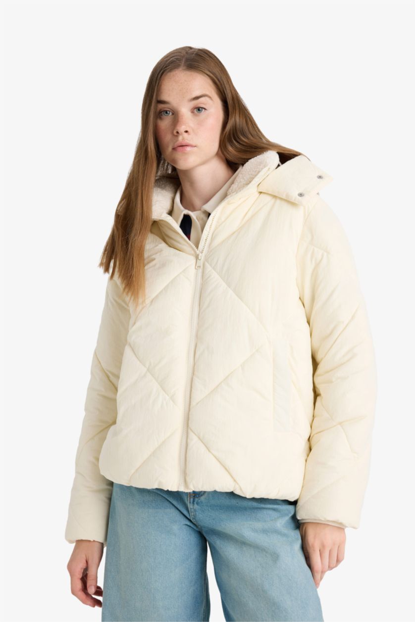 حريمي بيج فاتح جاكيت بامب وتر بروف قصة عادية مبطن بفرو إصطناعي