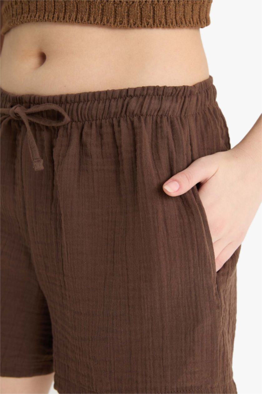 Kadın Kahve A Kesim Normal Bel Kısa Paça Müslin Şort