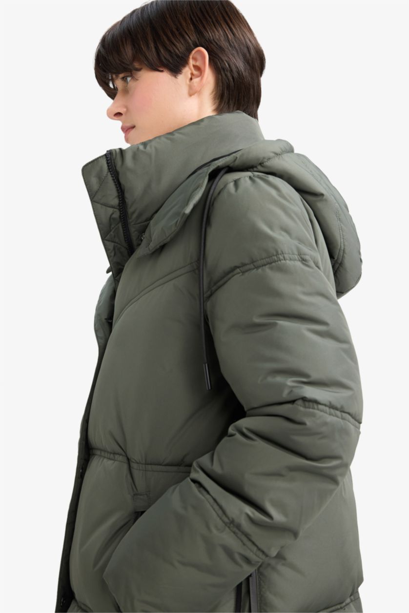 Әйелдерге хаки бас киімді Пальто