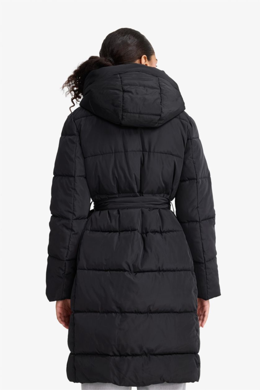 Әйелдерге қара бас киімді Пальто